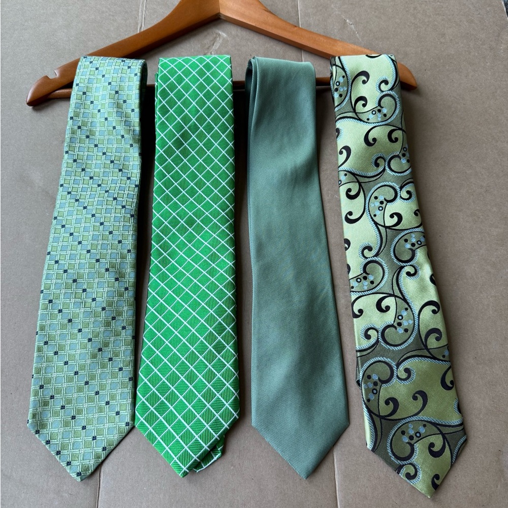 Green Patterned Men's Ties Set (4 total)